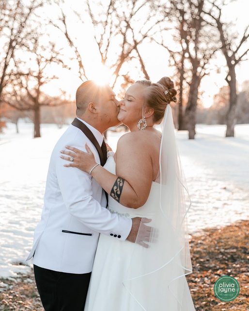 Olivia Layne Studios wedding photograph 6